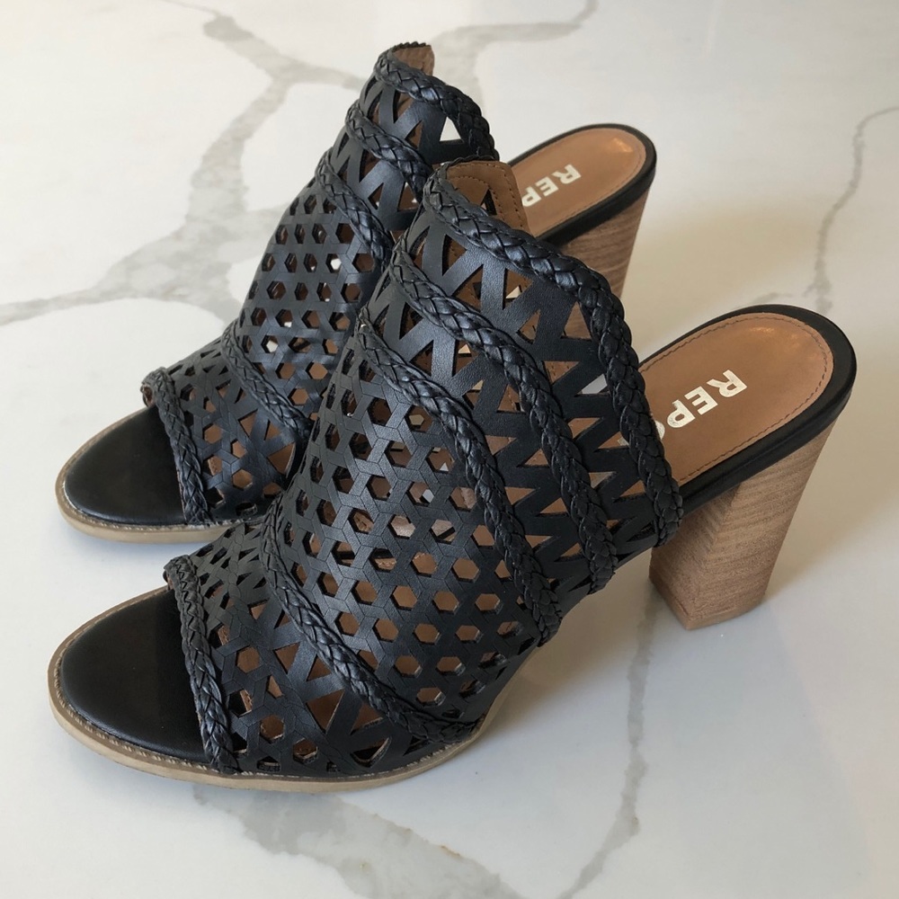 Report Laser Cut Peep Toe Mules
